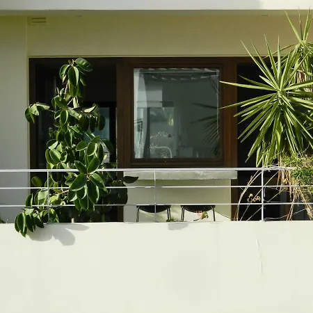Loft Perraway 公寓 *